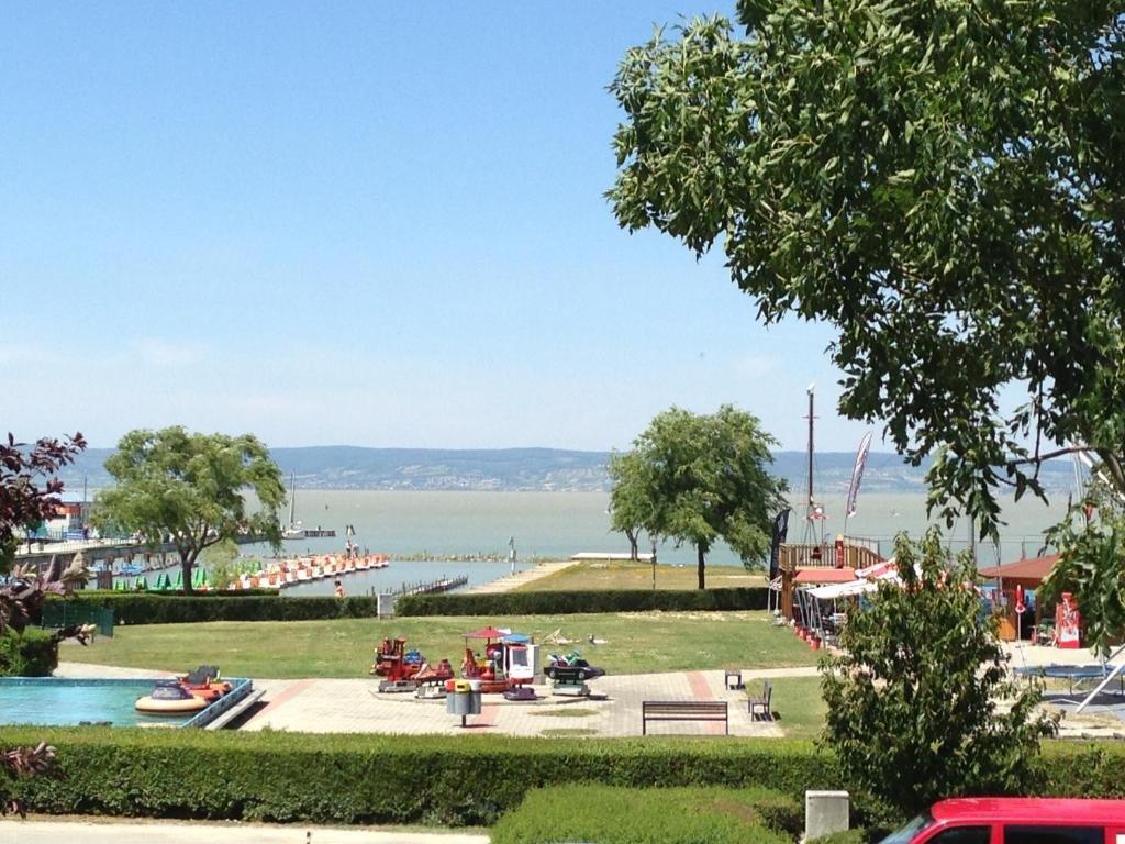 Hotel Al Faro Lodge am See Podersdorf am See Exterior foto