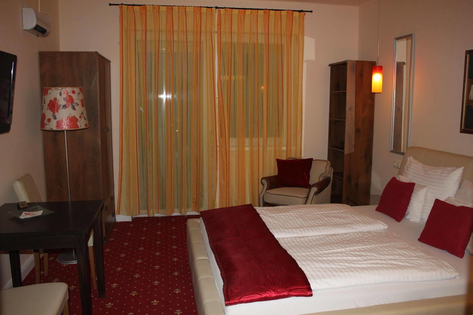 Hotel Al Faro Lodge am See Podersdorf am See Exterior foto