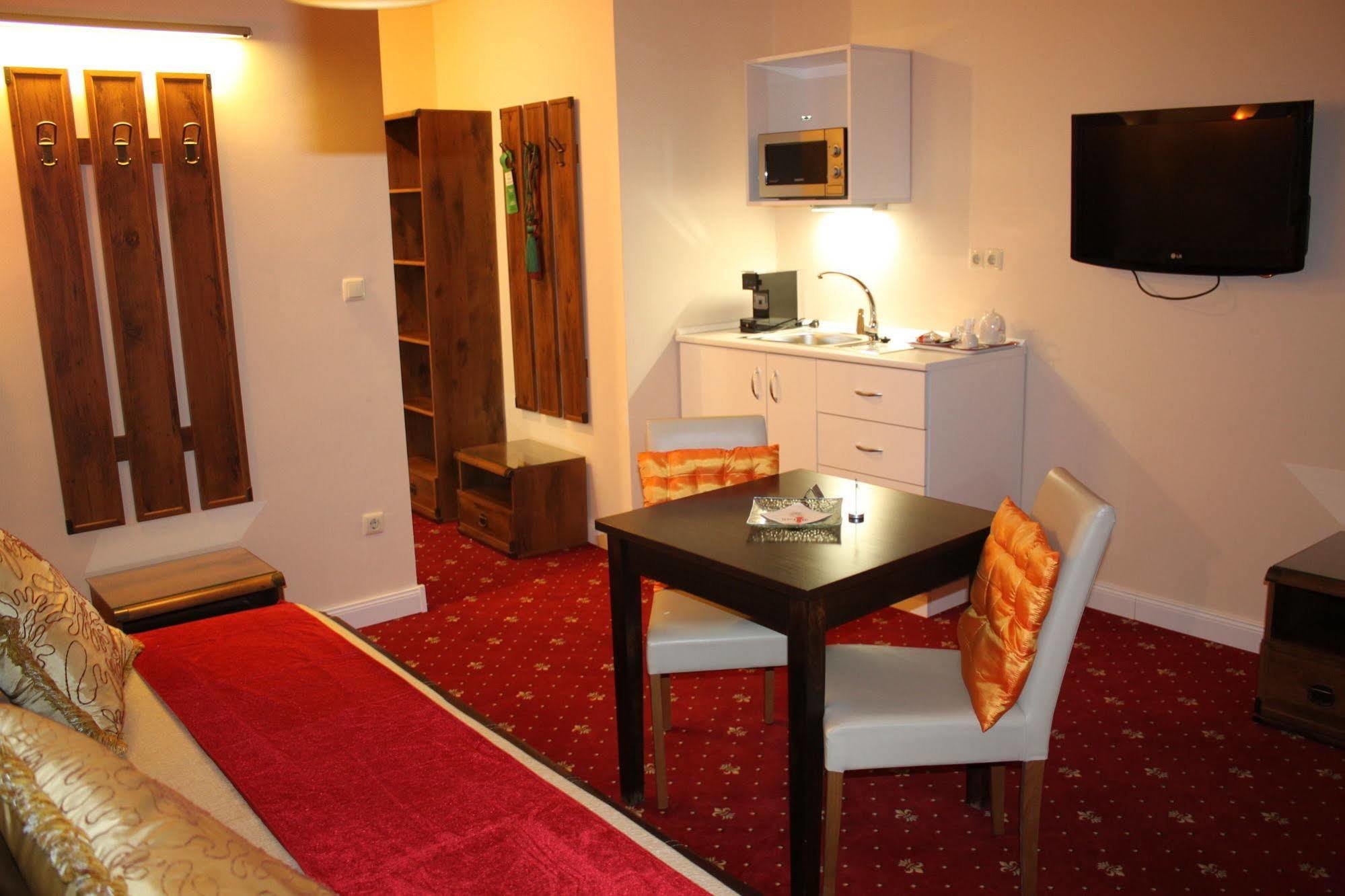 Hotel Al Faro Lodge am See Podersdorf am See Exterior foto