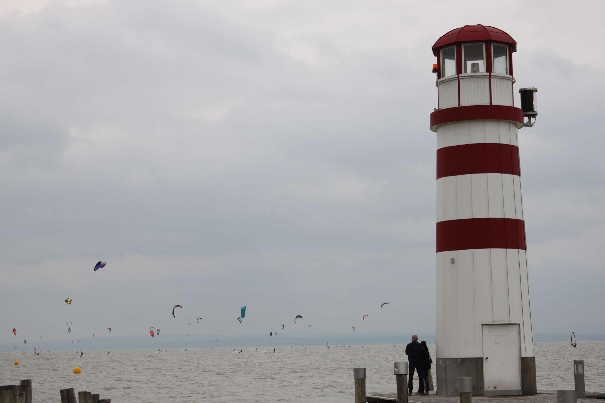 Hotel Al Faro Lodge am See Podersdorf am See Exterior foto